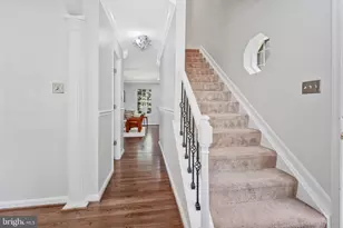 6401 Old Scotts Ct, Springfield, VA 22152 - Photo 18