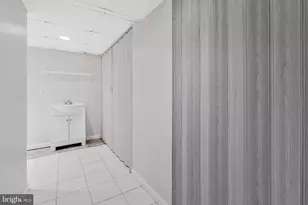 6401 Old Scotts Ct, Springfield, VA 22152 - Photo 32