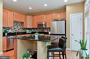 9089 Acheson Ct, Lorton, VA 22079 - Photo 10