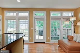 9089 Acheson Ct, Lorton, VA 22079 - Photo 8
