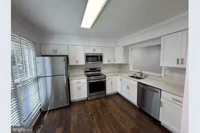 10451 Malone Court, Fairfax, VA 22032 - Photo 4