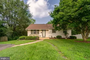 6502 Carriage Dr, Alexandria, VA 22310 - Photo 2