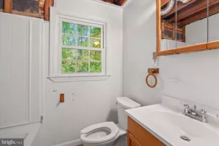 6524 Oakwood Dr, Falls Church, VA 22041 - Photo 18