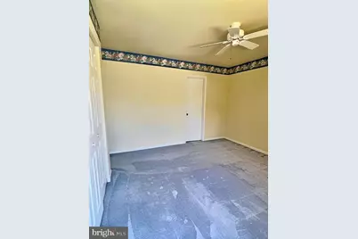 13708 Lynncroft Drive, Chantilly, VA 20151 - Photo 12
