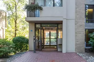 11400 Washington Plaza W, Reston, VA 20190 - Photo 10