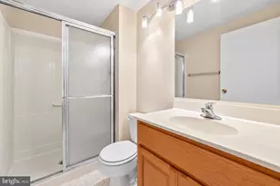 12339 Folkstone Dr, Herndon, VA 20171 - Photo 22