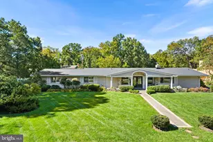 7910 W Boulevard Dr, Alexandria, VA 22308 - Photo 1