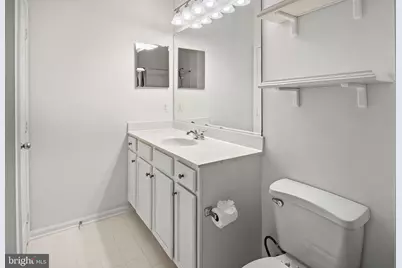 1511 N N Point Drive #304, Reston, VA 20194 - Photo 16