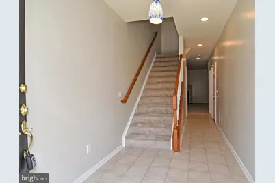 7810 Locust Leaf Lane, Alexandria, VA 22315 - Photo 4