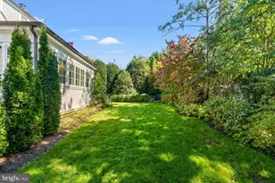 2109 Forest Hill Rd, Alexandria, VA 22307 - Photo 12