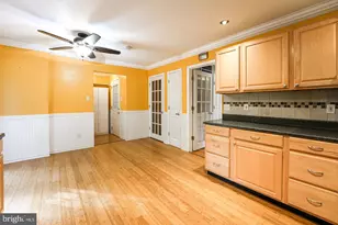 7212 Hadlow Dr, Springfield, VA 22152 - Photo 30