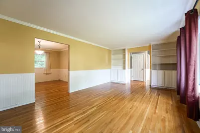 7212 Hadlow Drive, Springfield, VA 22152 - Photo 10