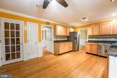 7212 Hadlow Drive, Springfield, VA 22152 - Photo 6