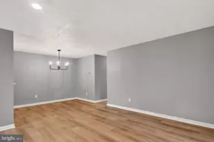 10146 Oakton Terrace Rd, Oakton, VA 22124 - Photo 14