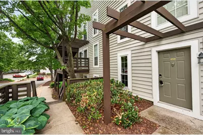 10146 Oakton Terrace Road #10146, Oakton, VA 22124 - Photo 4