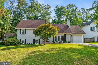 515 Woodland Court NW, Vienna, VA 22180 - Photo 1