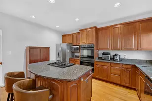 5326 Rosemallow Cir, Centreville, VA 20120 - Photo 16