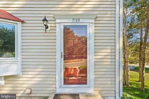 7123 Dijohn Ct Dr, Alexandria, VA 22315 - Photo 8