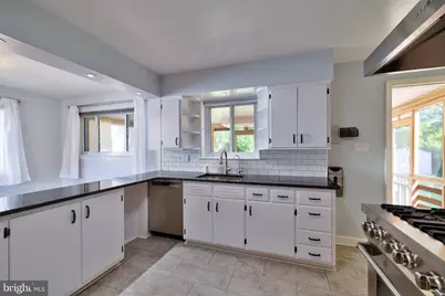6007 Frederick Street, Springfield, VA 22150 - Photo 8