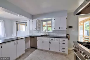 6007 Frederick St, Springfield, VA 22150 - Photo 8