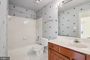 2560 James Maury Dr, Herndon, VA 20171 - Photo 20