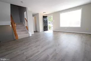 2989 Braxton Wood Ct, Fairfax, VA 22031 - Photo 2