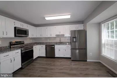 2989 Braxton Wood Court, Fairfax, VA 22031 - Photo 4