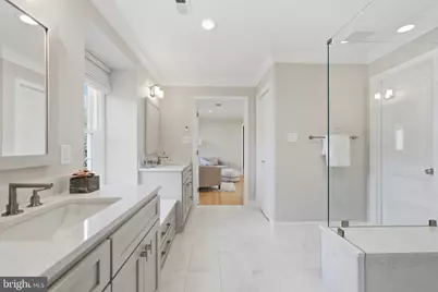 8461 Holly Leaf Drive, McLean, VA 22102 - Photo 38