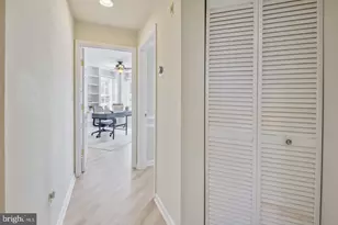 1988 Crescent Park Dr, Reston, VA 20190 - Photo 30
