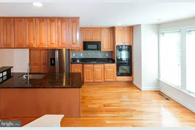 9657 Cedar Farm Circle, Fairfax, VA 22031 - Photo 14