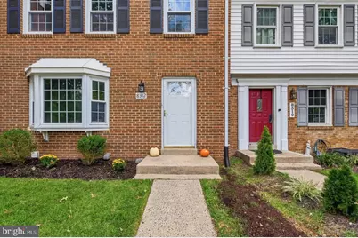 8312 Moline Place, Springfield, VA 22153 - Photo 4