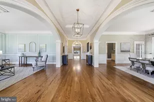 9606 Beach Mill Rd, Great Falls, VA 22066 - Photo 2