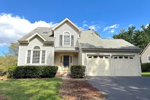 13229 Ladybank Ln, Herndon, VA 20171 - Photo 2