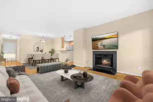 10302 Appalachian Cir, Oakton, VA 22124 - Photo 4