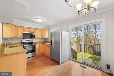 8483 Laurel Oak Drive, Springfield, VA 22153 - Photo 6