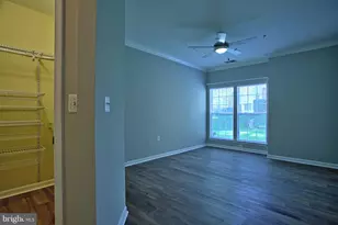 4139 Fountainside Ln, Fairfax, VA 22030 - Photo 12