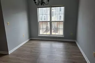 11314 Westbrook Mill Ln, Fairfax, VA 22030 - Photo 10