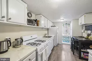 11815 Breton Ct, Reston, VA 20191 - Photo 4