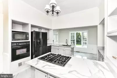 2415 Sandburg Street, Dunn Loring, VA 22027 - Photo 12