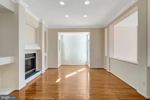 3022 Rosemoor Ln, Fairfax, VA 22031 - Photo 6