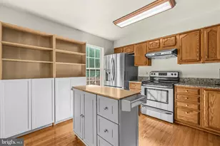6018 Kestner Cir, Alexandria, VA 22315 - Photo 14