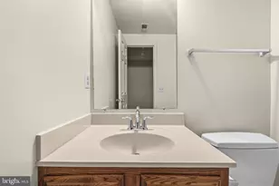 6018 Kestner Cir, Alexandria, VA 22315 - Photo 34