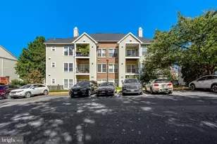 4127 Fountainside Ln, Fairfax, VA 22030 - Photo 1