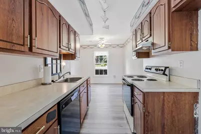 4930 Van Walbeek Place, Annandale, VA 22003 - Photo 12