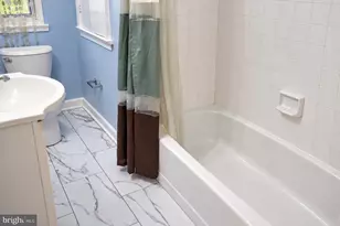 8531 W Oak Pl, Vienna, VA 22182 - Photo 22