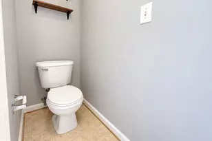 2581 Sutters Mill Dr, Herndon, VA 20171 - Photo 16