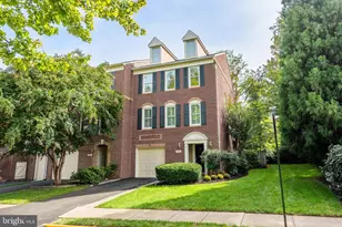 6850 McLean Province Cir, Falls Church, VA 22043 - Photo 2