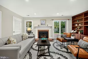 6850 McLean Province Cir, Falls Church, VA 22043 - Photo 10