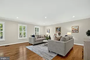 6850 McLean Province Cir, Falls Church, VA 22043 - Photo 16