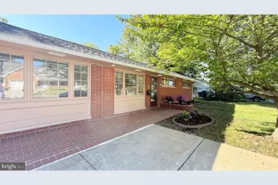 4905 Apple Tree Drive, Alexandria, VA 22310 - Photo 2